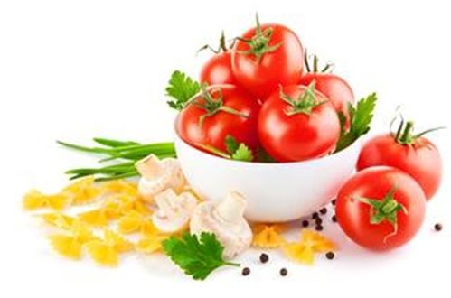 一個(gè)西紅柿，白了皮膚，美了心情